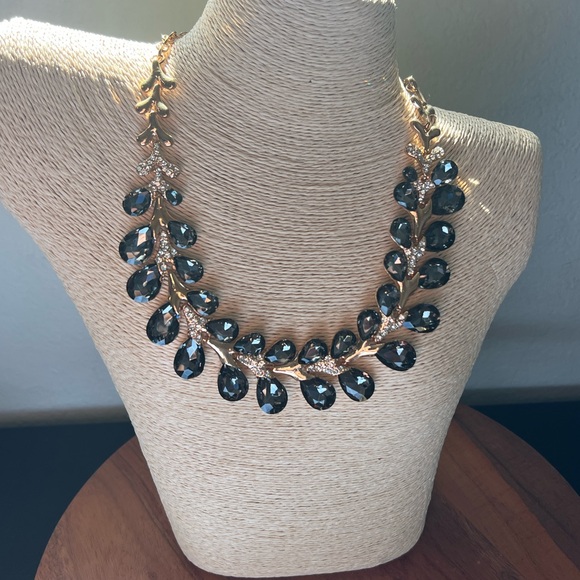 Vintage Oscar de la Renta (unsigned)Gray Rhinestone & Swarovski Crystal Necklace